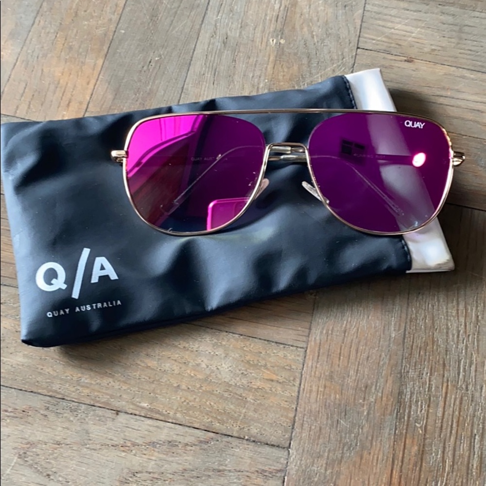 Hot Pink Quay Aviators
